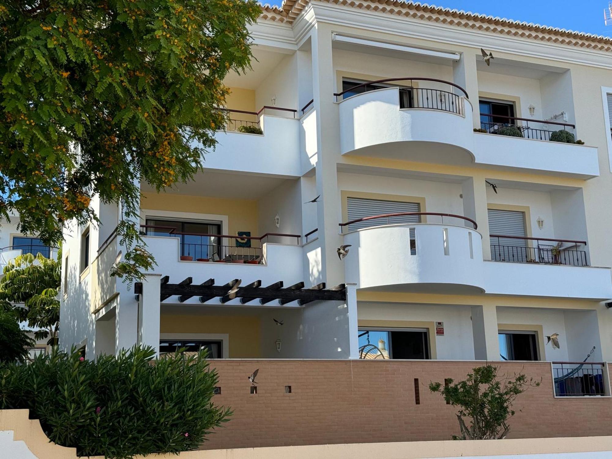 Apartment Albaholm ลากอส ภายนอก รูปภาพ