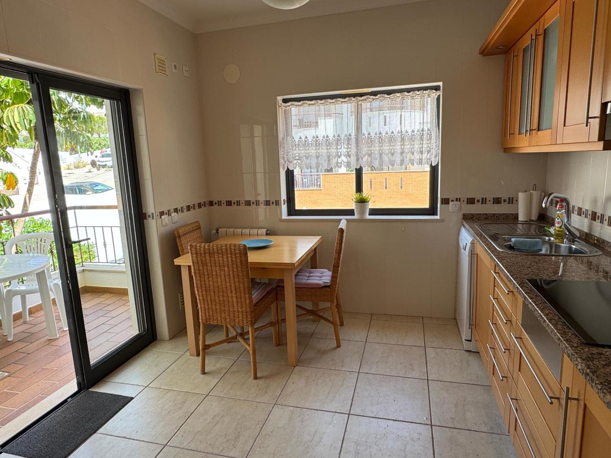 Apartment Albaholm ลากอส ภายนอก รูปภาพ