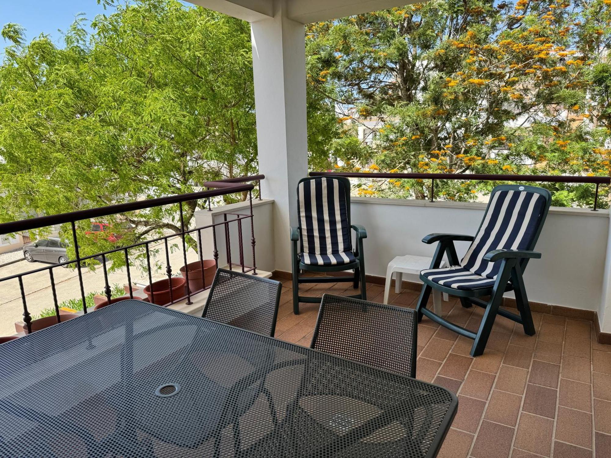 Apartment Albaholm ลากอส ภายนอก รูปภาพ